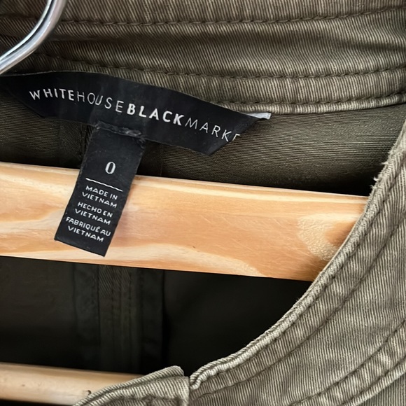 Army green jacket with gold buttons - Picture 2 of 4